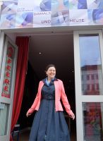 Lucie freut sich auf ihre Gäste